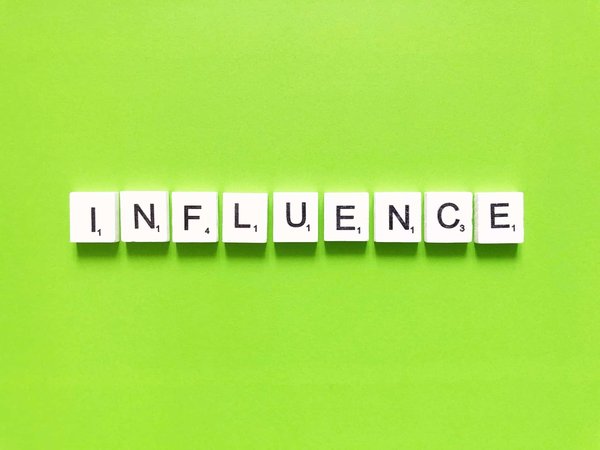 comment réussir sa stratégie de marketing d'influenceur